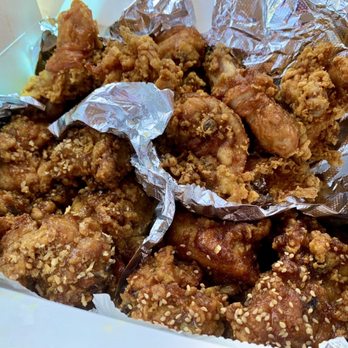 Left Wing - Signature Three Flavor $25.99 - Original, Chili Soy Garlic, Honey Garlic - Korean Near Me - San Francisco, California Left Wing - Signature Three Flavor $25.99 - Original, Chili Soy Garlic, Honey Garlic - Korean Near Me - San Francisco, California