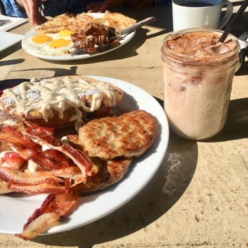 Cafe Topes - Cinnamon Roll French Toast, Iced Horchata, & Tri tip Crack...Great way to start the day!!! - Coffee & Tea Near Me - Carlsbad, California