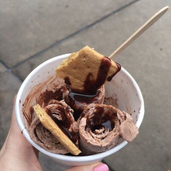 Holla Mode Thai Style Ice Cream - Ice Cream & Frozen Yogurt Near Me - Austin, Texas
