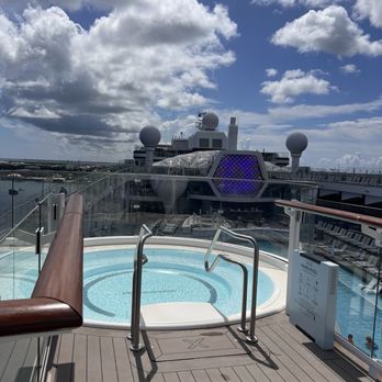 celebrity Beyond - 15 floor hot tub - Boat Charters Near Me - Fort Lauderdale, Florida celebrity Beyond - 15 floor hot tub - Boat Charters Near Me - Fort Lauderdale, Florida