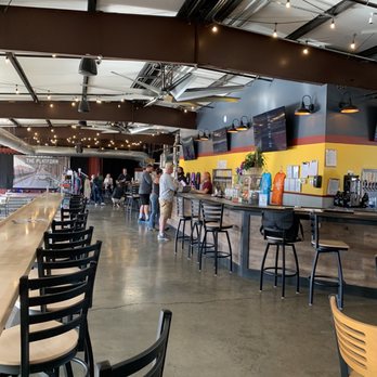Twisted Track Brewpub - Interior - Brewpubs Near Me - Roanoke, Virginia