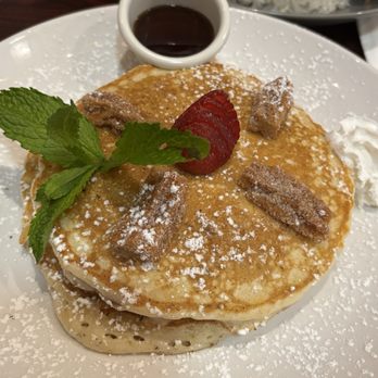 Saigon Grace Cafe - Curro pancakes - Cafes Near Me - Philadelphia, Pennsylvania