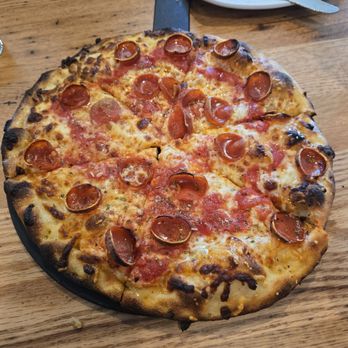 Vibrissa Beer - Honey pizza - Brewpubs Near Me - Winchester, Virginia