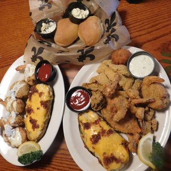 Ralph & Kacoo's - lunch - Seafood Near Me - Lufkin, Texas Ralph & Kacoo's - lunch - Seafood Near Me - Lufkin, Texas