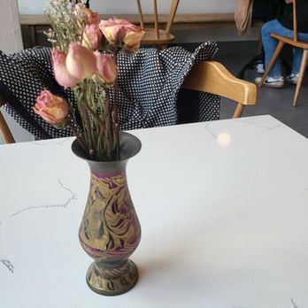 Chashni Cafe - Dry flower arrangements are a smart alternative to fresh florals that need to be changed everyday. - Cafes Near Me - Chatham, New Jersey