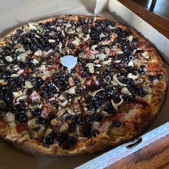 Emilio's Pizza - Delivery - Pizza Near Me - Folsom, Pennsylvania