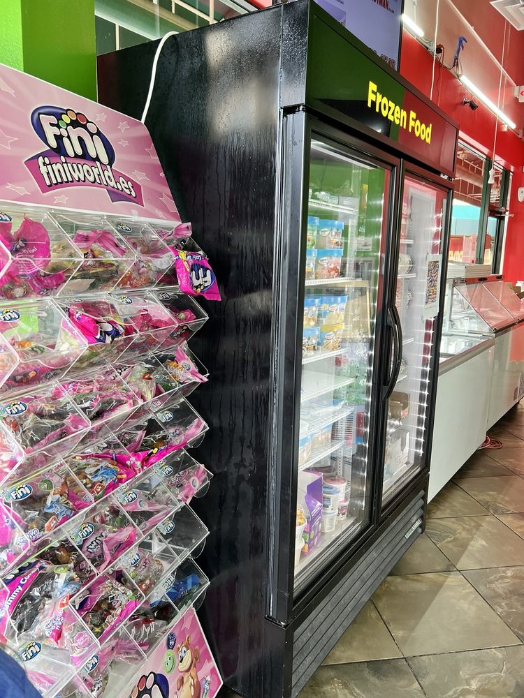 BRENDY’S YOGURT & ICE CREAM Updated September 2024 8903 Glades Rd