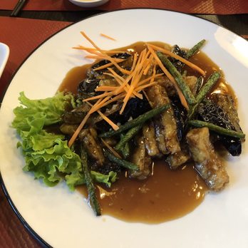 Chez Janny - Eggplant & green bean sauté - Chinese Near Me - Paris, 75 Chez Janny - Eggplant & green bean sauté - Chinese Near Me - Paris, 75