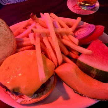 Firefly Lounge - Cheeseburger lunch special on Mondays - Lounges Near Me - Sacramento, California