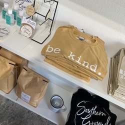 Madilynn’s Craft Coffee Shop - Merchandise #BeKind