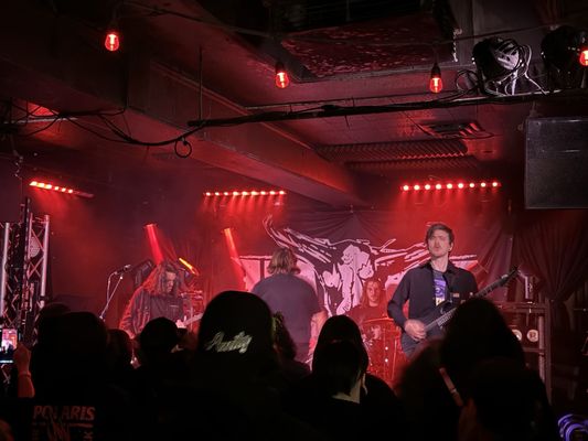 Neck of the Woods by null