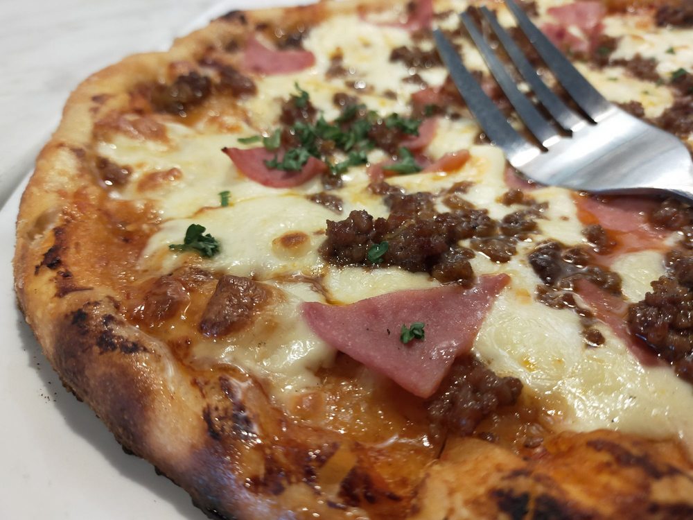 BONITOS BAR & RESTAURANT, Lumban, Laguna Oregano St, Cor Lopez Ave