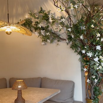By The Sea - beautifully decorated - Mediterranean Near Me - Coronado, California By The Sea - beautifully decorated - Mediterranean Near Me - Coronado, California