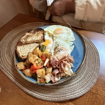 Lithos - Lithos Breakfast - Mediterranean Near Me - New York, New York