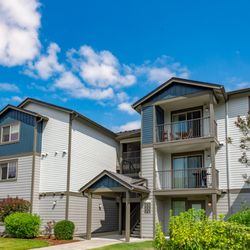 Four Lakes Apartment Homes