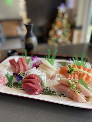 Tommy Katsu Sushi & Grill by null