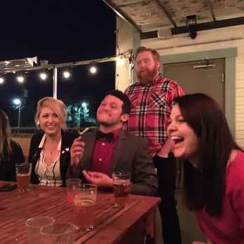 Pignic Pub & Patio - Chilling on the patio - Cocktail Bars Near Me - Reno, Nevada
