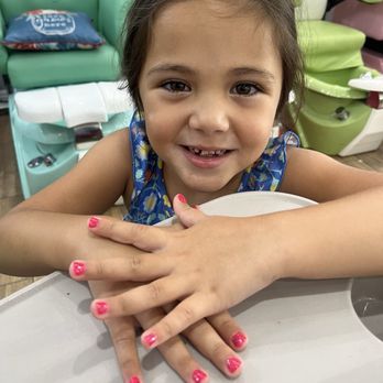2Q Nails Bar - Manicure looks beautiful! - Nail Salons Near Me - Norco, California 2Q Nails Bar - Manicure looks beautiful! - Nail Salons Near Me - Norco, California