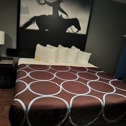 Super 8 by Wyndham Sonora - Cool decor.