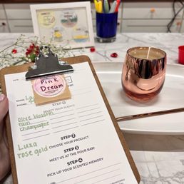 Luxa Rose Gold candle