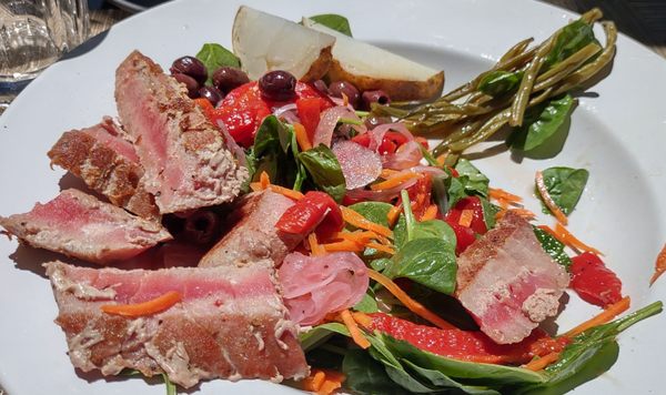 HillTop Kitchen by null