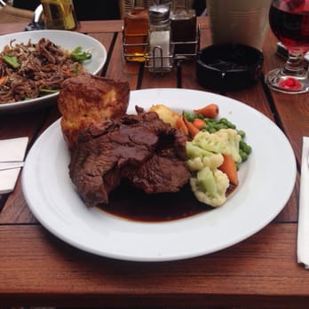 Oxfords Bar Restaurant - Roast beef - Wine Bars Near Me - Southampton, STH