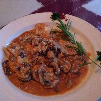 Casa Bella Restaurant - Chicken Marsala - Italian Near Me - Stuart, Florida Casa Bella Restaurant - Chicken Marsala - Italian Near Me - Stuart, Florida