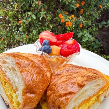 The Filling Station Cafe - Breakfast & Brunch Near Me - Orange, California