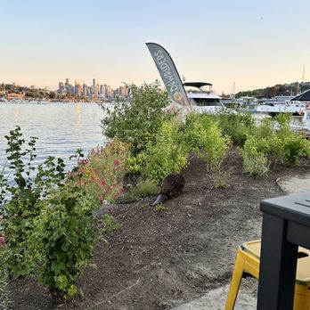 Bowriders Grill - a view of a river and a city - American Near Me - Seattle, Washington