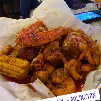 Red Claws Crab Shack - RC bucket deal #4 with the RC Kick sauce .. medium spice. So so so good. - Cajun/Creole Near Me - Arlington, Texas