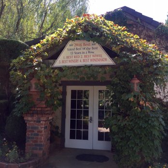 Mt Vernon Winery - Outside the tasting room - Wineries Near Me - Auburn, California Mt Vernon Winery - Outside the tasting room - Wineries Near Me - Auburn, California