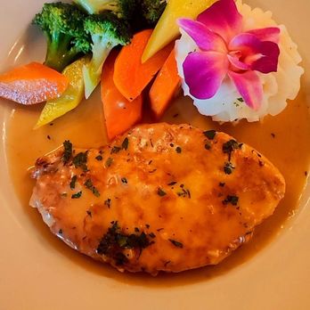Deluca's Italian Restaurant - Italian Near Me - Staten Island, New York Deluca's Italian Restaurant - Italian Near Me - Staten Island, New York