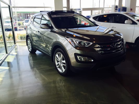 HALLMARK HYUNDAI - Updated July 2025 - 14 Photos & 70 Reviews - 1198 W ...