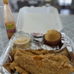Real Southern Cooking - The Catfish Lunch Plate