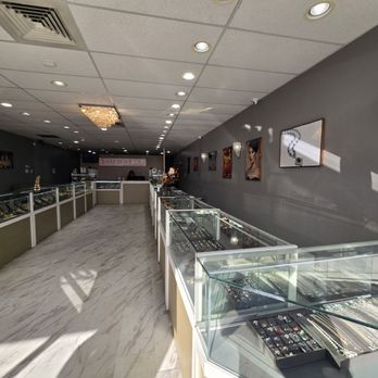 Sai Jewelers & Repairs - Store from entry - Jewelry Near Me - Centennial, Colorado Sai Jewelers & Repairs - Store from entry - Jewelry Near Me - Centennial, Colorado