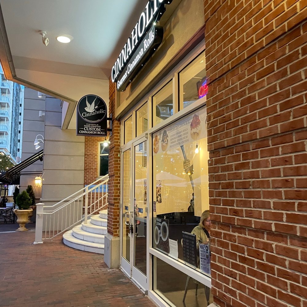 Cinnaholic - the entrance to a restaurant - Bakeries Near Me - Virginia Beach, Virginia