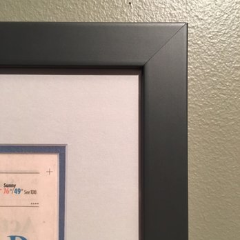 Helendora Samuels Picture Framing - Nicely-crafted corner detail. - Framing Near Me - Chicago, Illinois
