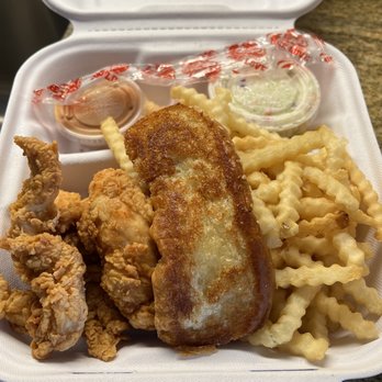 Raising Cane's Chicken Fingers - The Box Combo - Chicken Shop Near Me - Roseville, California Raising Cane's Chicken Fingers - The Box Combo - Chicken Shop Near Me - Roseville, California