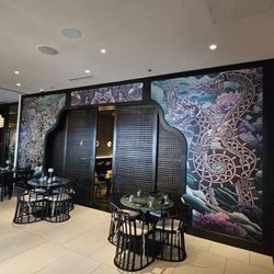 Lemongrass Asian Bistro - Ambiance