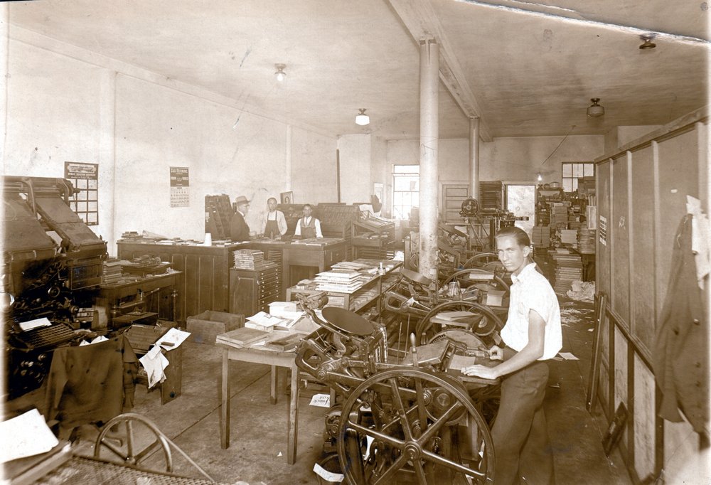 GIBSON GRAPHICS PRINTING & SIGN PAINTING 5840 Land O Lakes Blvd, Land