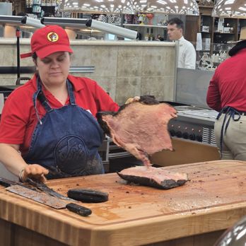 Buc-ee’s - Brisket slicer in Warner Robins, Georgia, afraid to tell me what brand of knife she's using to slice the brisket. Victorinox is the brand. - Gas Stations Near Me - Fort Valley, Georgia Buc-ee’s - Brisket slicer in Warner Robins, Georgia, afraid to tell me what brand of knife she's using to slice the brisket. Victorinox is the brand. - Gas Stations Near Me - Fort Valley, Georgia