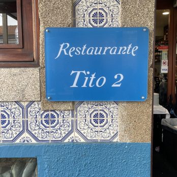 Tito 2 - Sign - Seafood Near Me - Matosinhos, 13