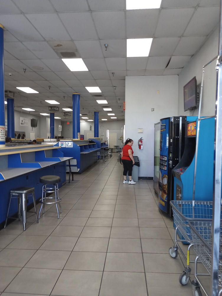 SPIN CYCLE LAUNDROMAT Updated April 2024 18 Photos & 50 Reviews 2421 E Tropicana Ave, Las