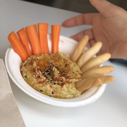 Hanna Caravan - Hummus
