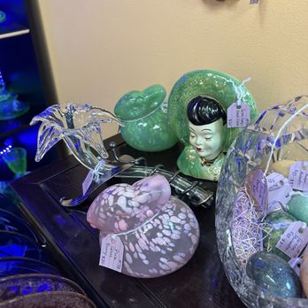 Avonlea Antiques and Interiors - Glass bunnies - Antiques Near Me - Jacksonville, Florida
