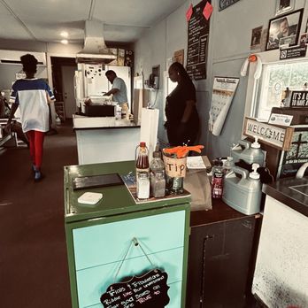 Tex Miller - This is literally where it all happens - Burgers Near Me - Cameron, Texas Tex Miller - This is literally where it all happens - Burgers Near Me - Cameron, Texas