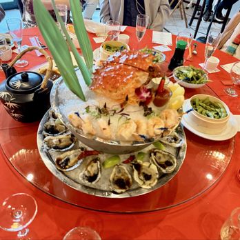 Lu's Sushi & Chinese - Sushi Bars Near Me - Wheaton, Illinois