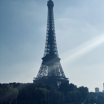 La Tour Eiffel - Landmarks & Historical Buildings Near Me - Paris, 75