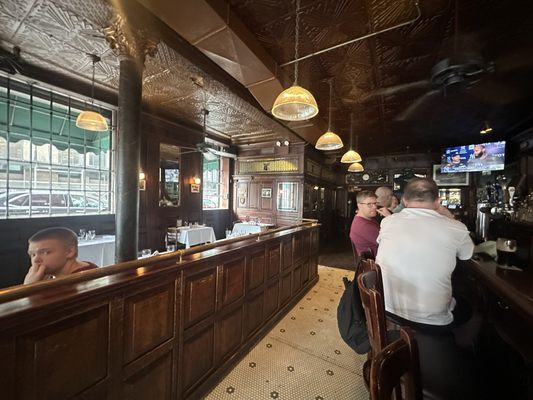 The Landmark Tavern by null