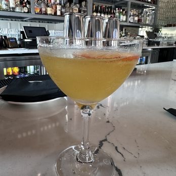 Maison Margaux - Cocktail - Bars Near Me - Minneapolis, Minnesota